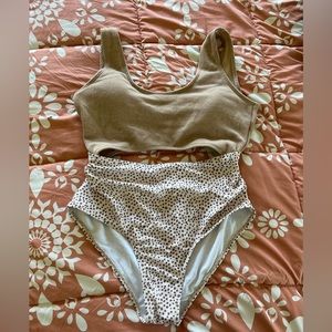 NWOT never worn one piece swimsuit
